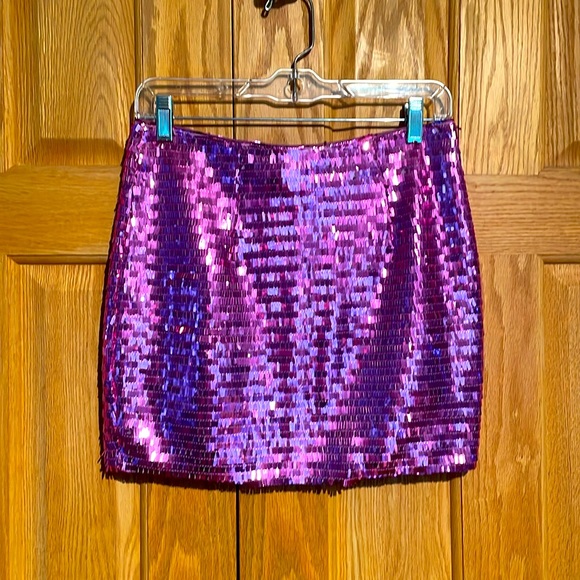 Boohoo x Kourtney Kardashian Barbie Pink Sequin Mini Skirt NWT - Picture 2 of 5